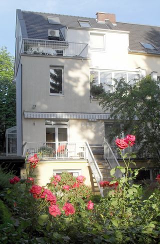 Atelierhaus Gartenseite